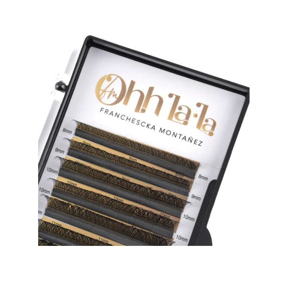 W Lashes